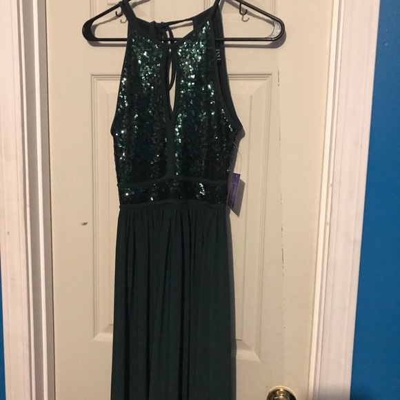 Dress - Picture 4 of 5